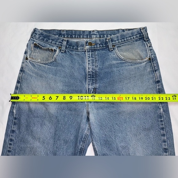 Carhartt Men’s Size 38W 30L Medium Wash Relaxed Fit Straight Leg Jeans - Picture 3 of 9